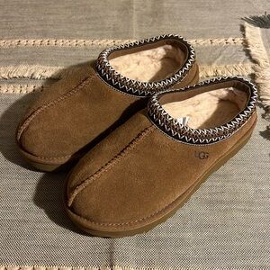 UGG Tasman slipper